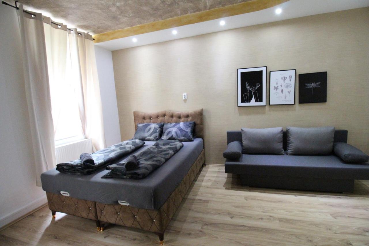 Private Quad Bedroom With Bathroom Rf3 Wien Exterior foto