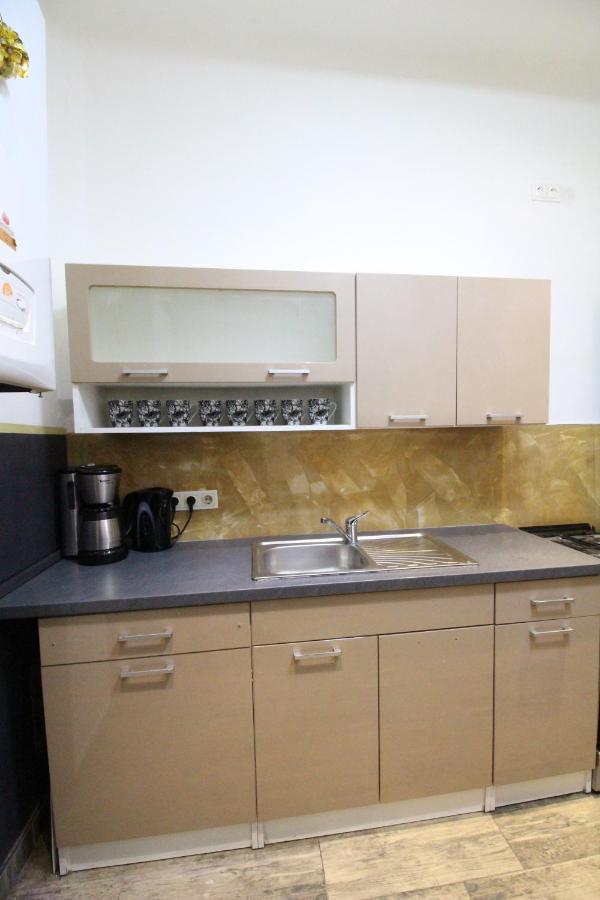 Private Quad Bedroom With Bathroom Rf3 Wien Exterior foto